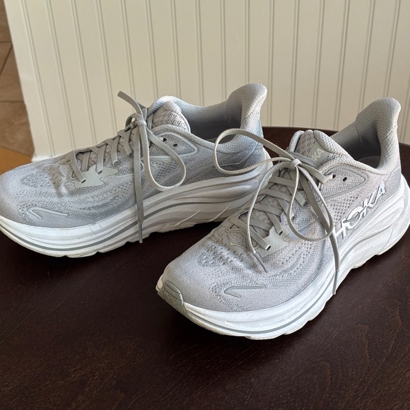 HOKA W Clifton 10 9B Stellar Grey / Galactic Grey in the box - Picture 1 of 7